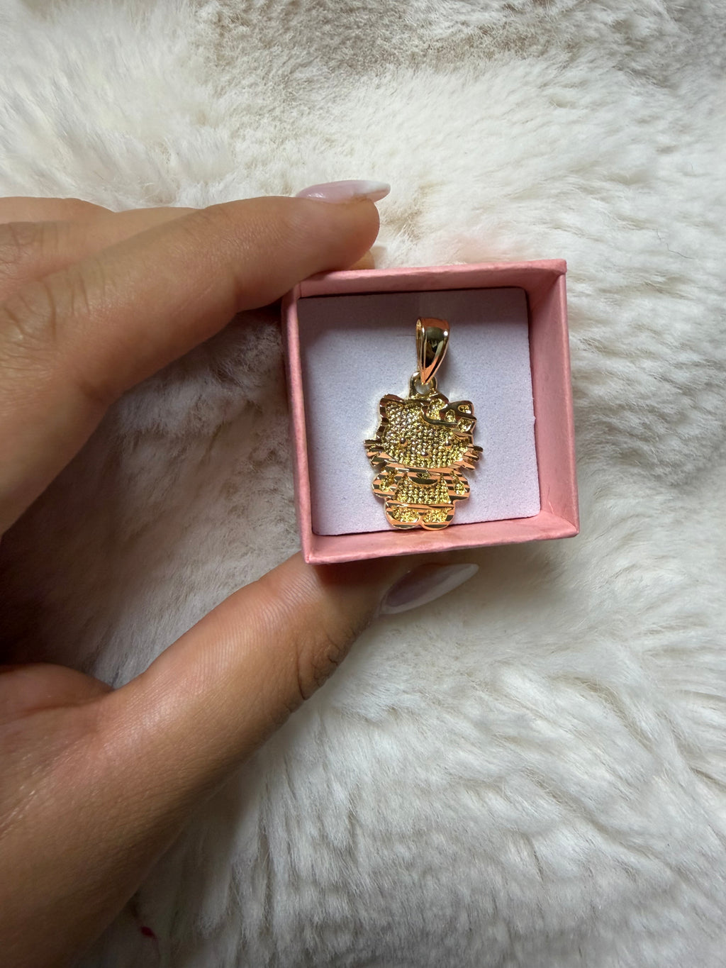 HELLO KITTY NECKLACES