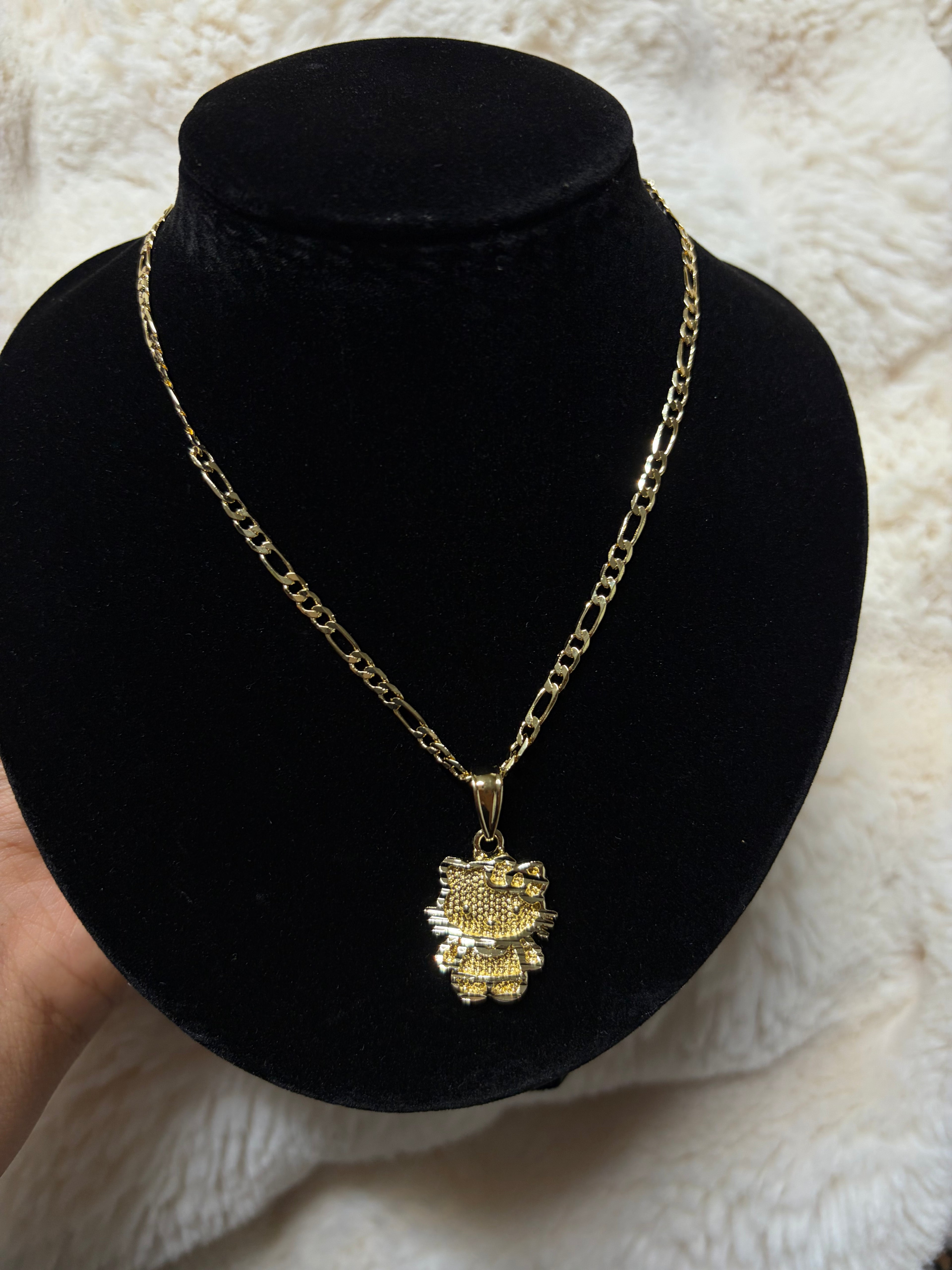 HELLO KITTY NECKLACES