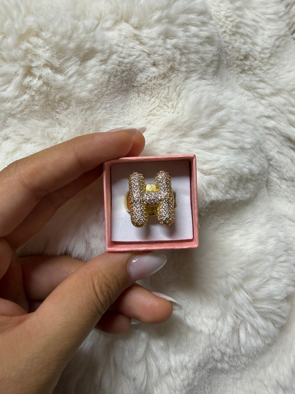 LETTER "H" ADJUSTABLE RING