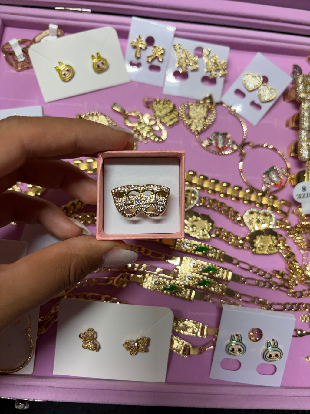 FACE RING